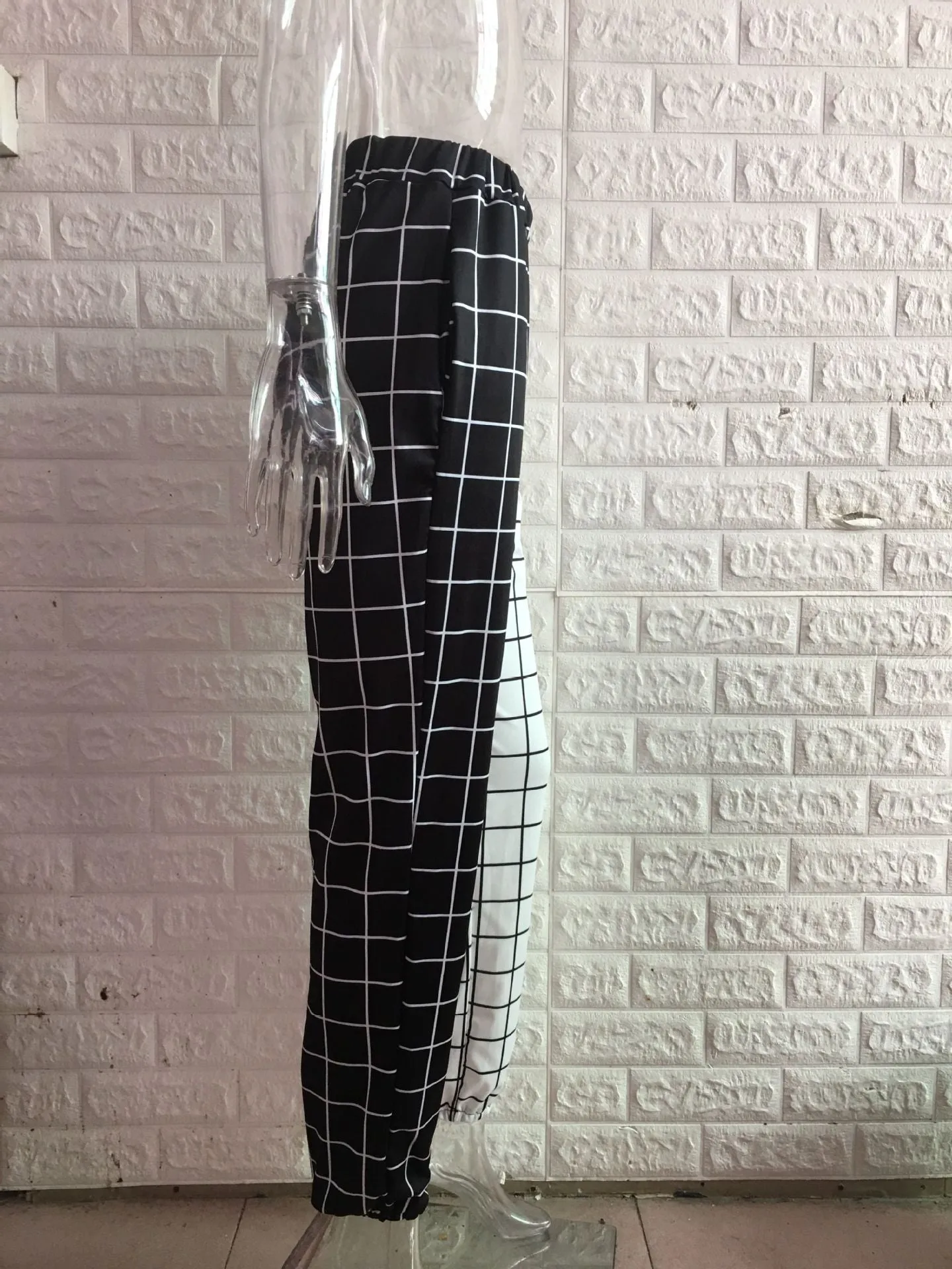 2022 autumn splicing checkered plaid trousers casual high waist B & W grid cargo pants with pockets