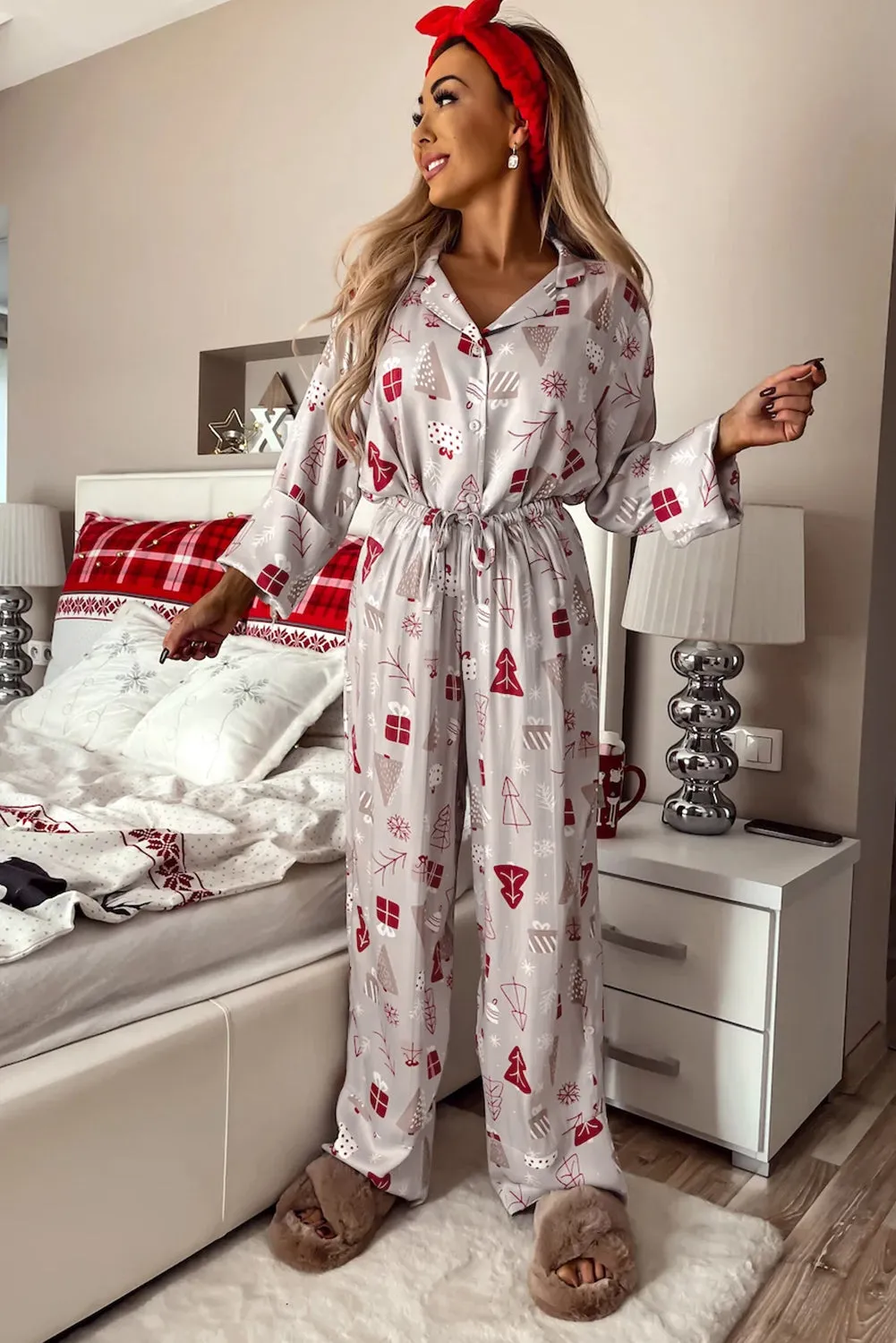 Christmas Printed Shirt and Pants Pajama Set
