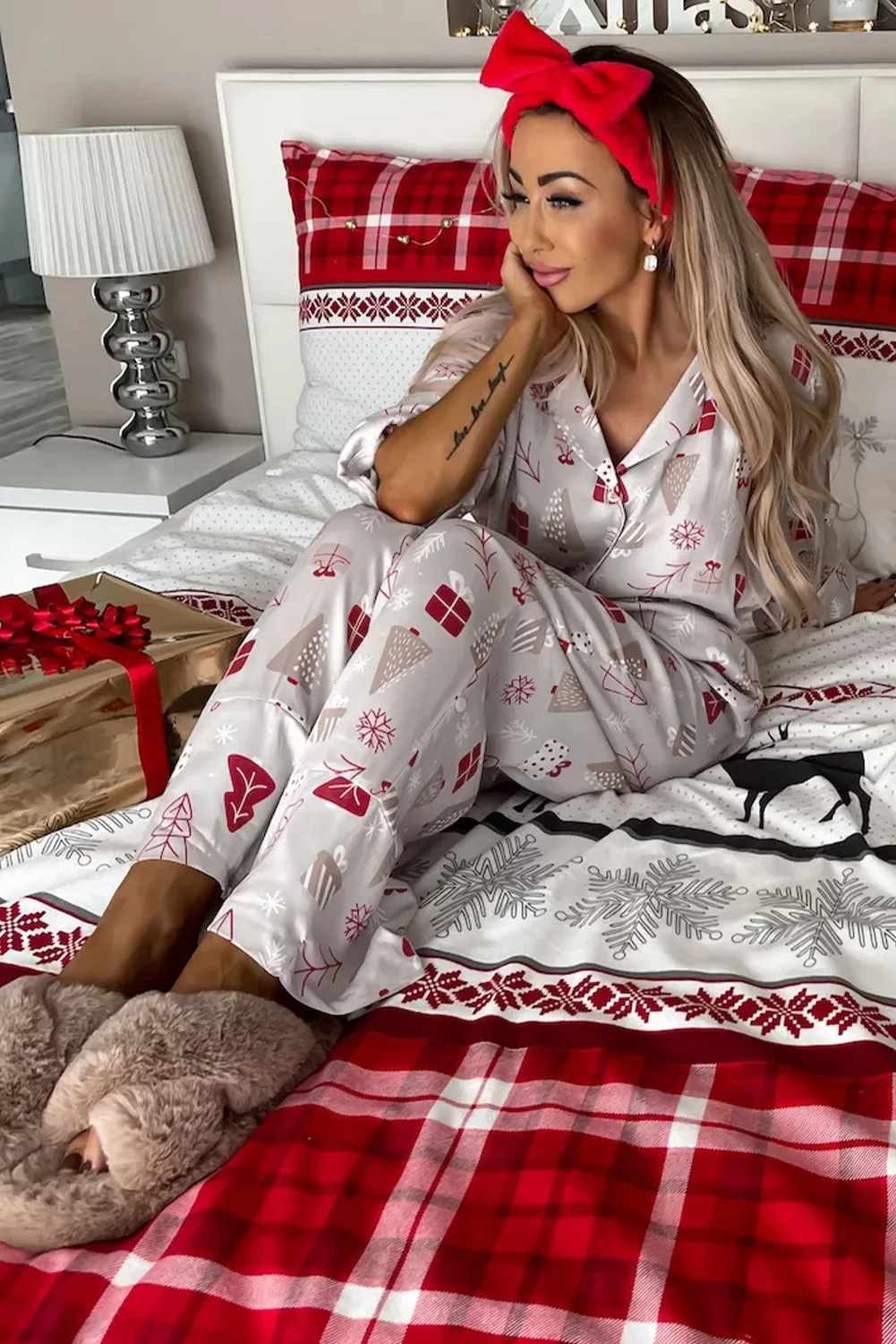 Christmas Printed Shirt and Pants Pajama Set
