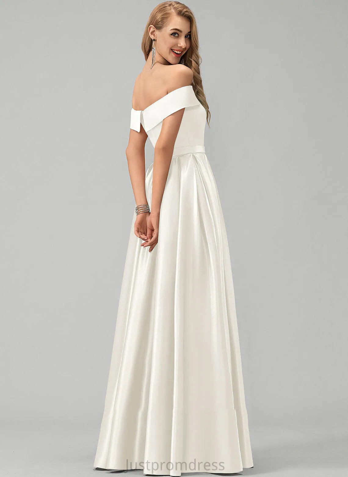 Pockets Dress With Split Wedding Off-the-Shoulder Alisa Satin Floor-Length Ball-Gown/Princess Wedding Dresses Front