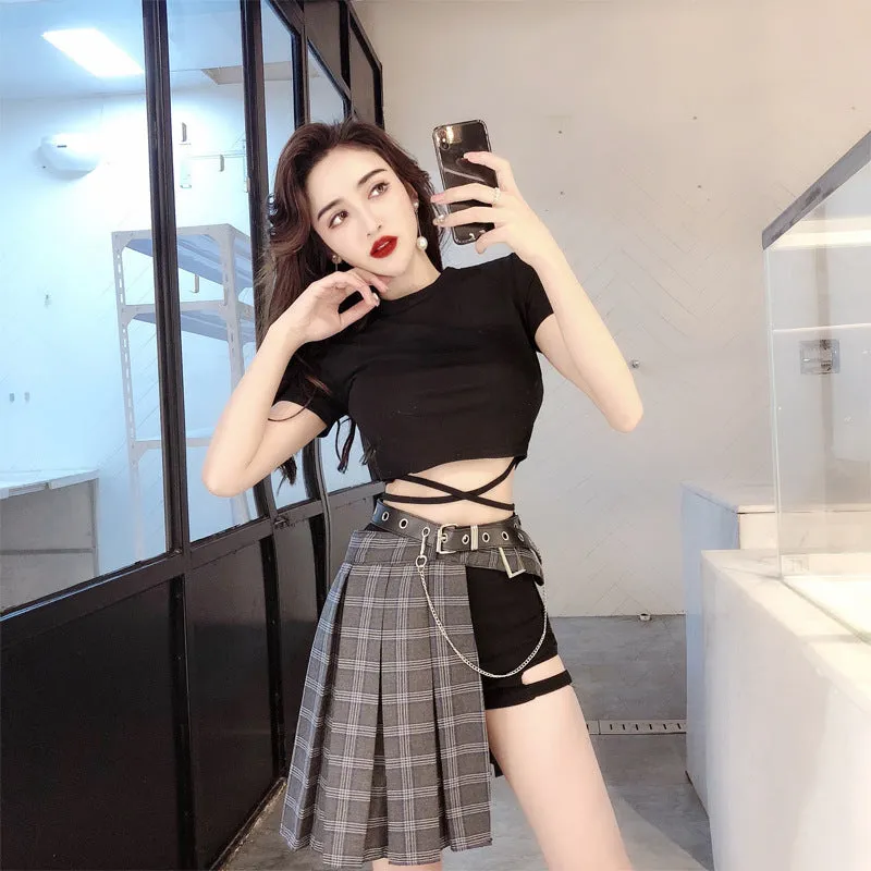 Retro strap black T-shirt Plaid Fold Pleated Skirt pants and belt