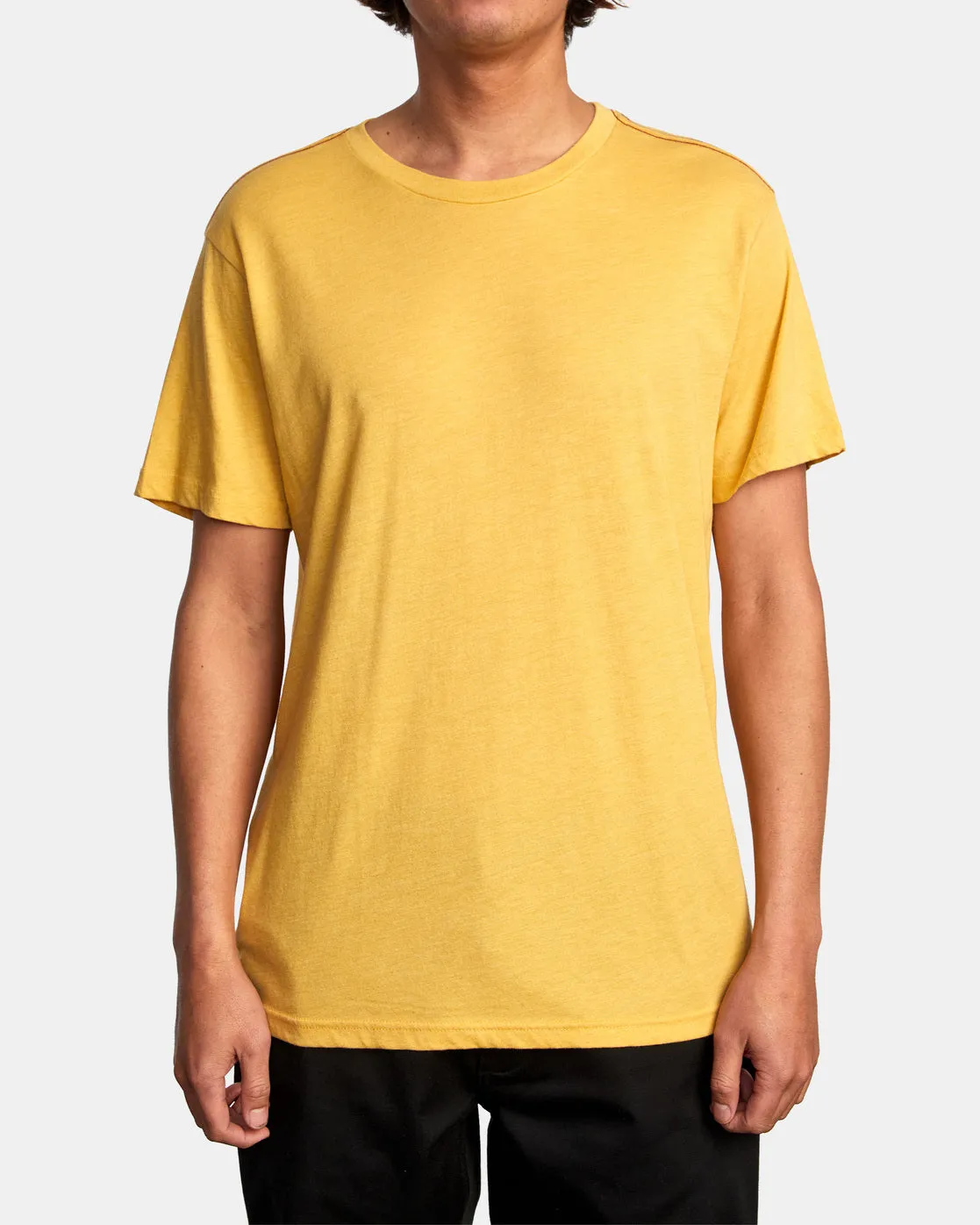 Solo Label Tee - Vintage Gold